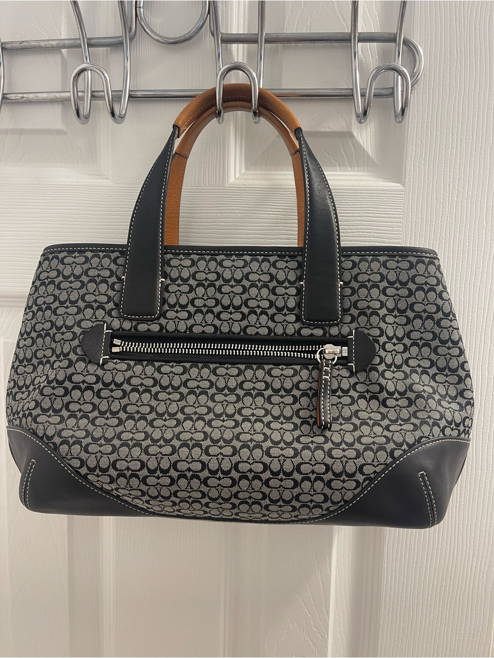 Coach vintage hobo J25-6620 Canvas Satchel in Black, Gray and Tan Handles.